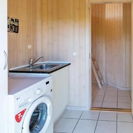 Beautiful In Sjaellands Odde With Kitchen * Tjorneholm